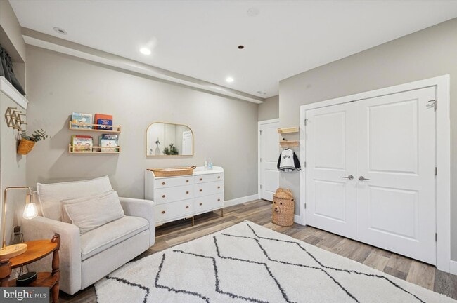 Building Photo - 1942 Tasker St