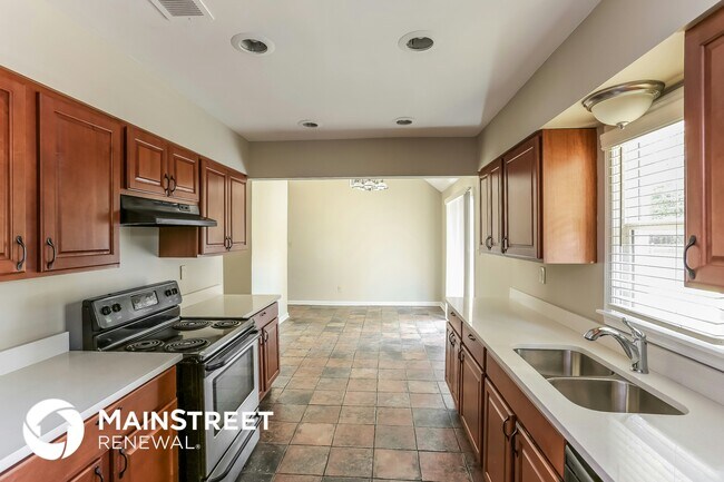 Building Photo - 6673 Winding Birch Dr
