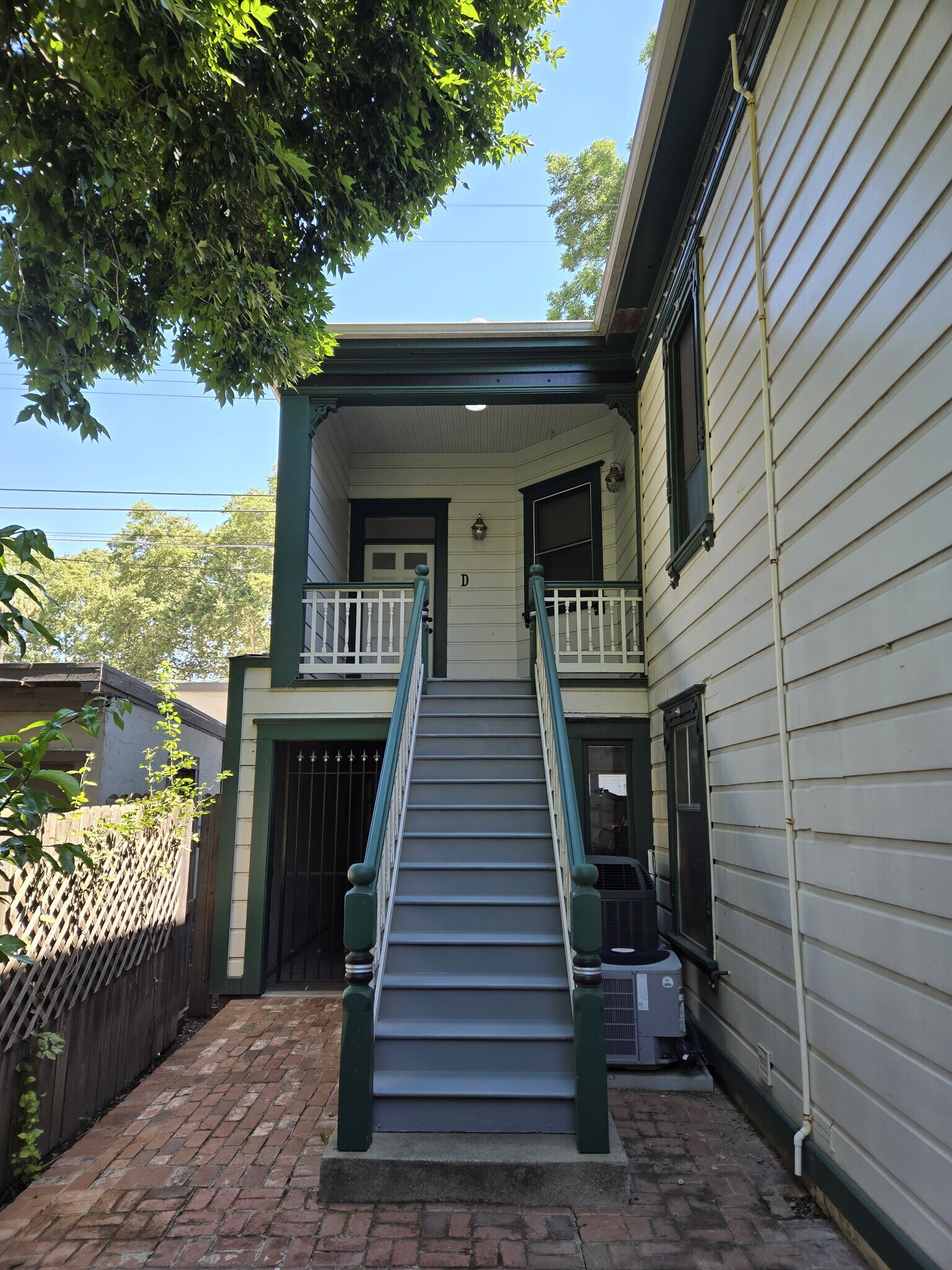Entrance over garage - 2623 H St