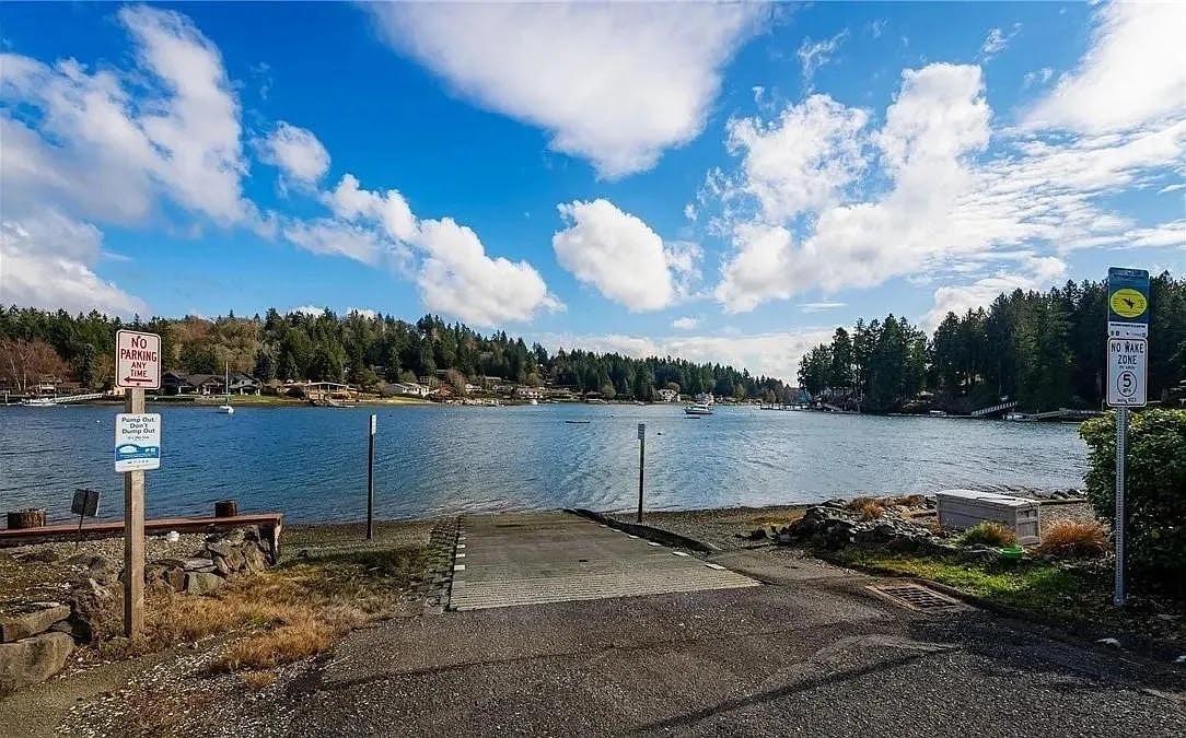 Building Photo - 3517 57th Ave NW