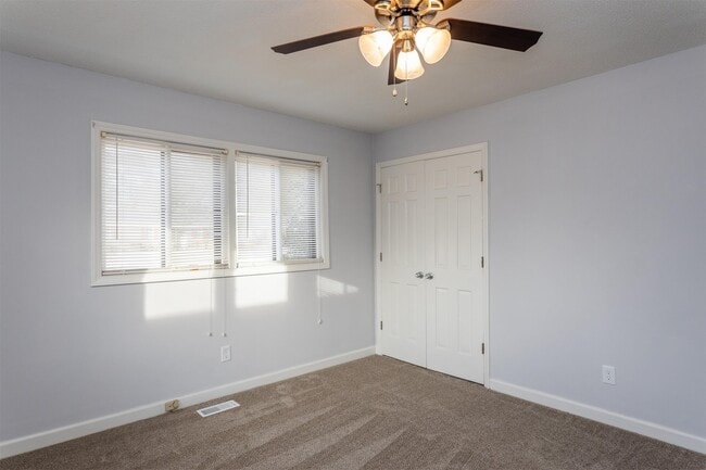 Building Photo - 332 Whitehall Dr