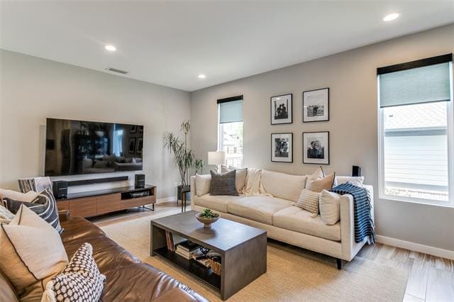 Building Photo - 1925 California Dr