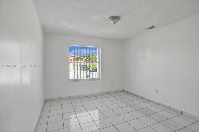 Building Photo - 11854 SW 210th St