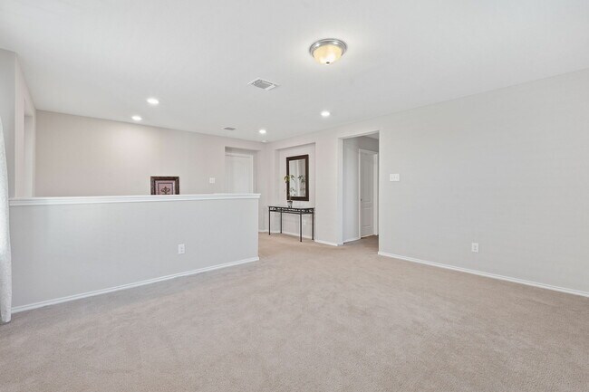 Building Photo - 476 Sheepshank Dr