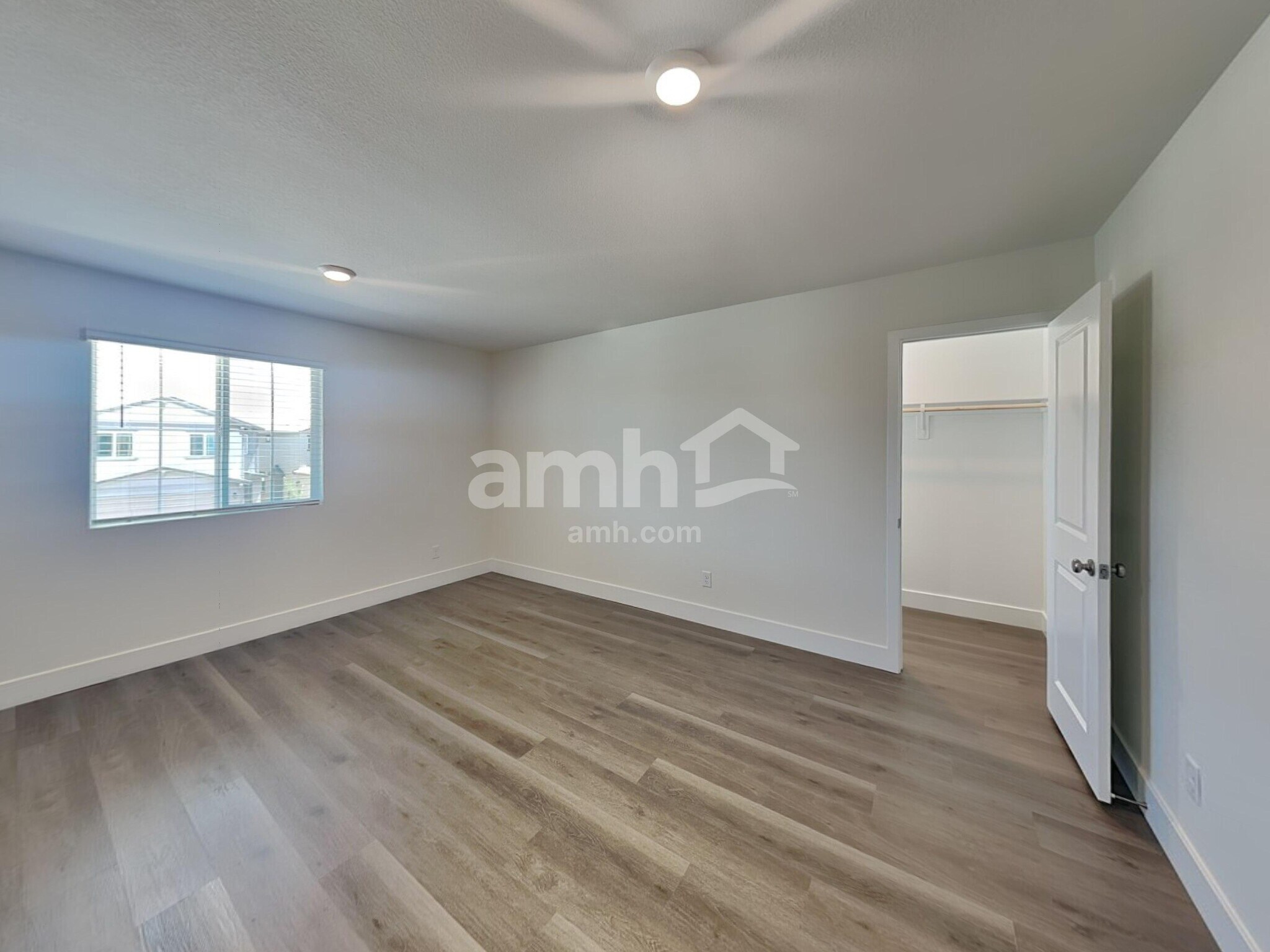 Building Photo - 10367 Bee Balm St