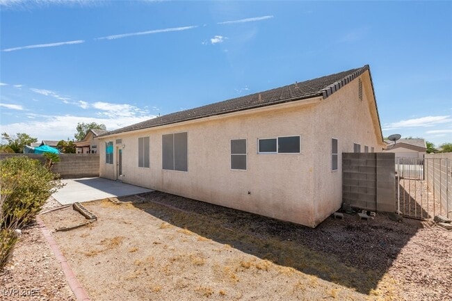 Building Photo - 2510 Roaring Lion Ave