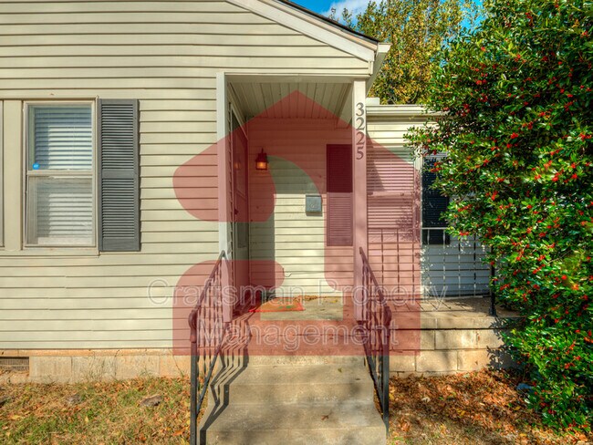 Building Photo - 3225 NW 33rd St