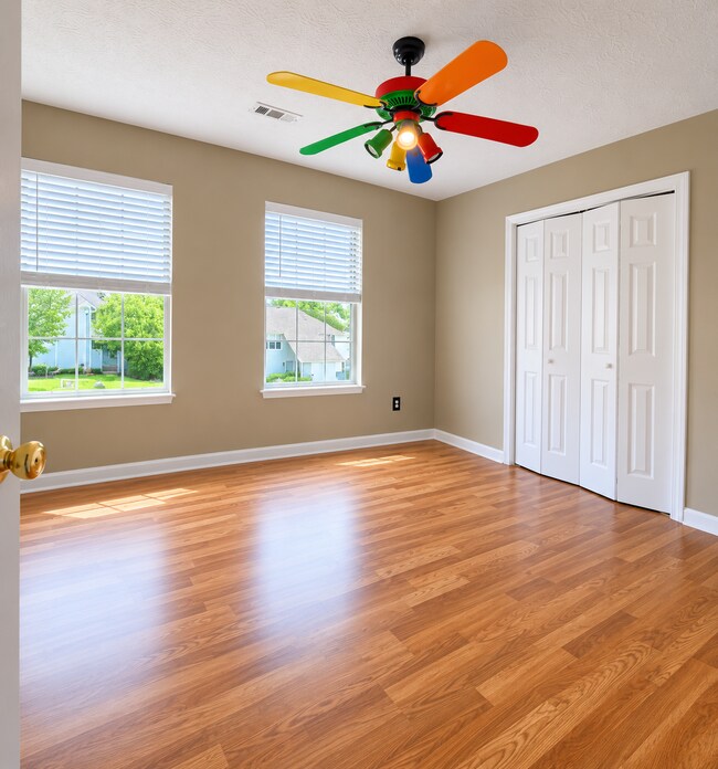 Building Photo - 314 Country Club Dr