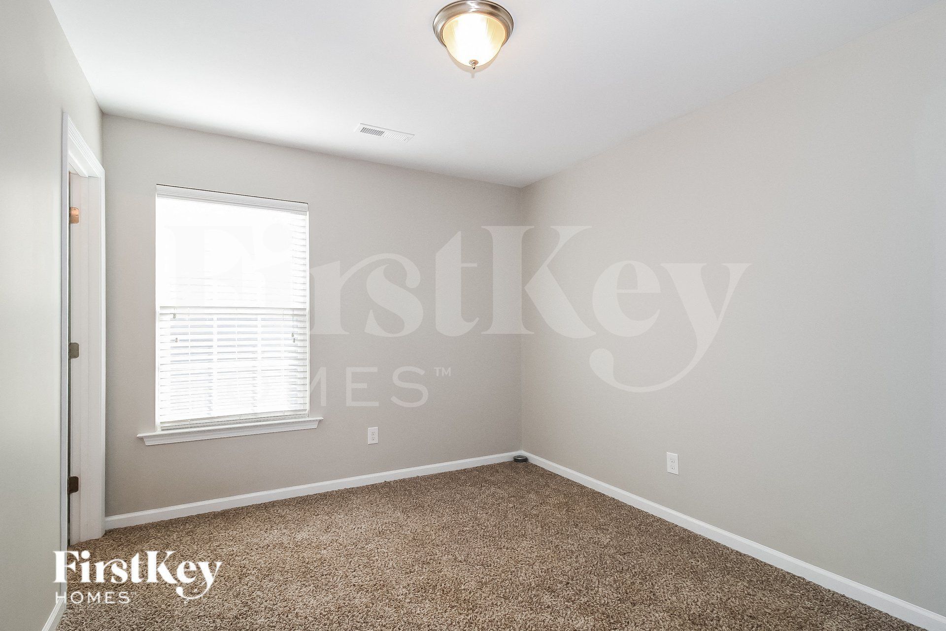 Building Photo - 5615 Misty Hill Cir