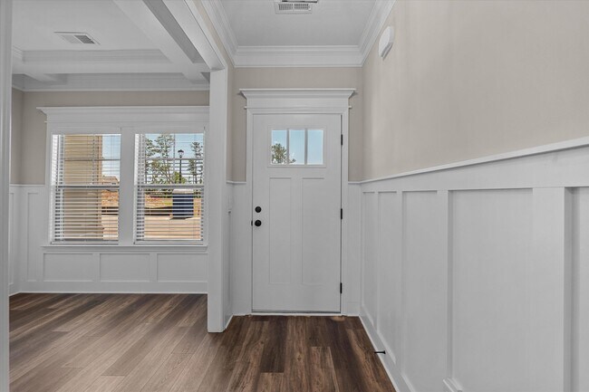 Building Photo - 626 Hope St