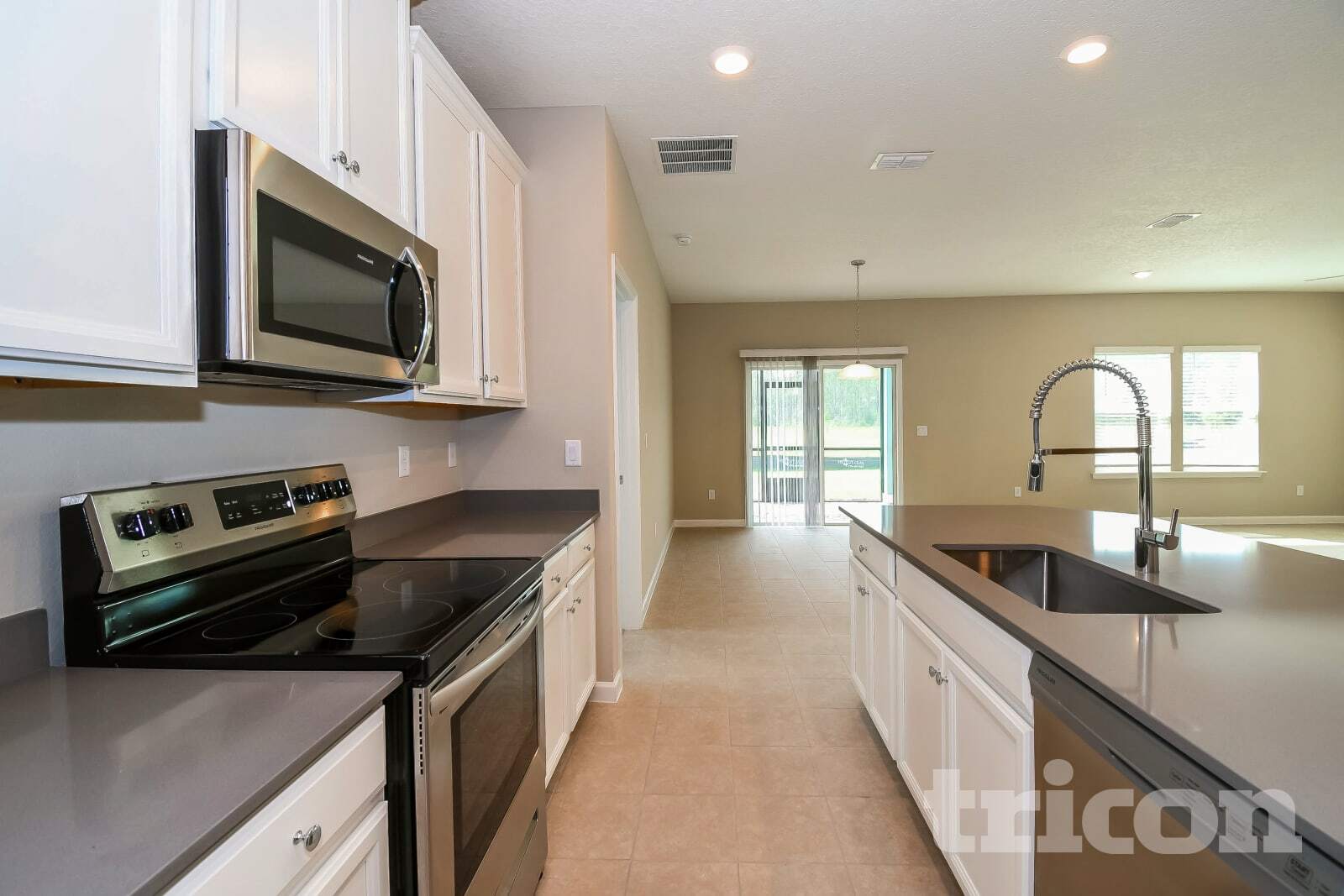 Building Photo - 10226 Pavnes Creek Dr