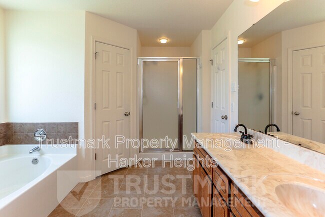 Building Photo - 3204 Canadian River Loop