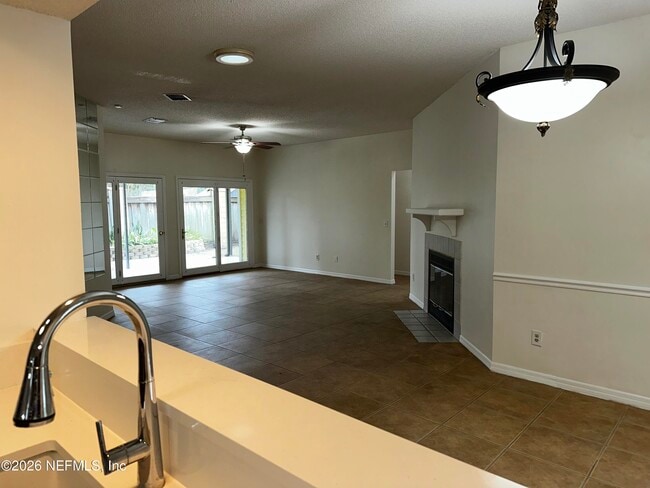 Building Photo - 6160 Chambore Ct