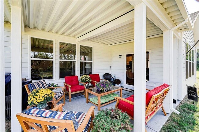 Building Photo - Beautiful 5 BR Home in Brownsburg!