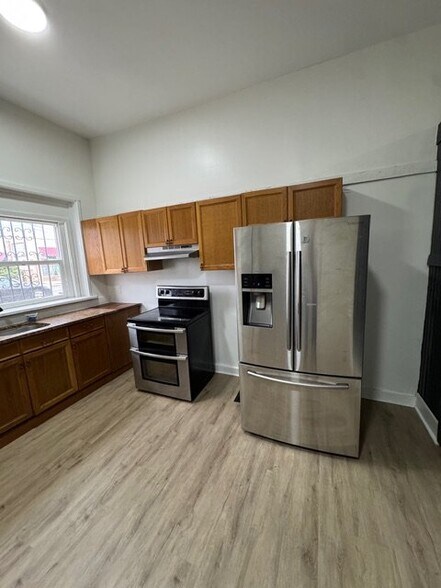 Building Photo - 2505-2507-2507 Cleveland Ave