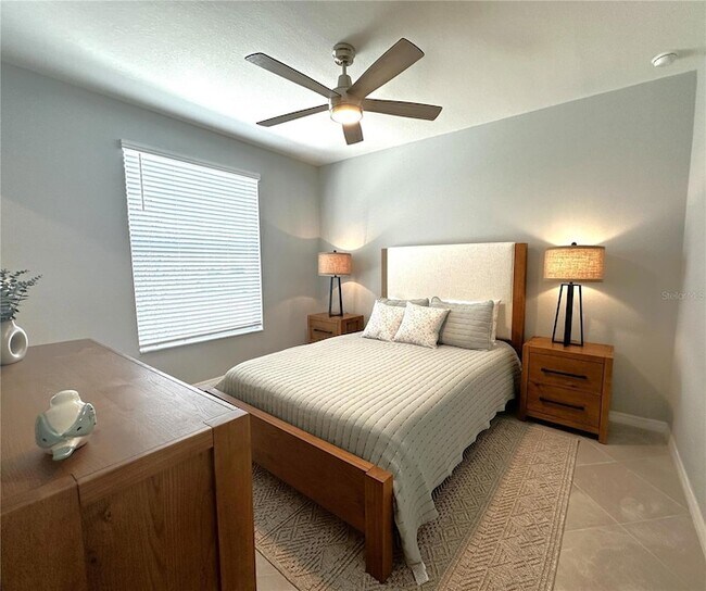 Building Photo - 14221 Heritage Landing Blvd