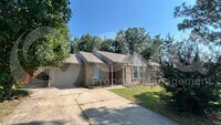 Building Photo - 807 Cavalier Dr