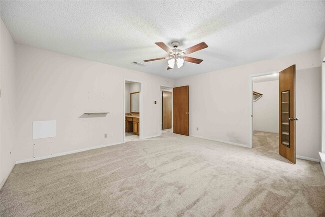 Building Photo - 2210 County Rd 769B