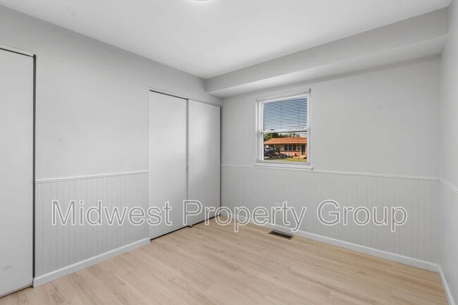 Building Photo - 1450 Tahoe Dr
