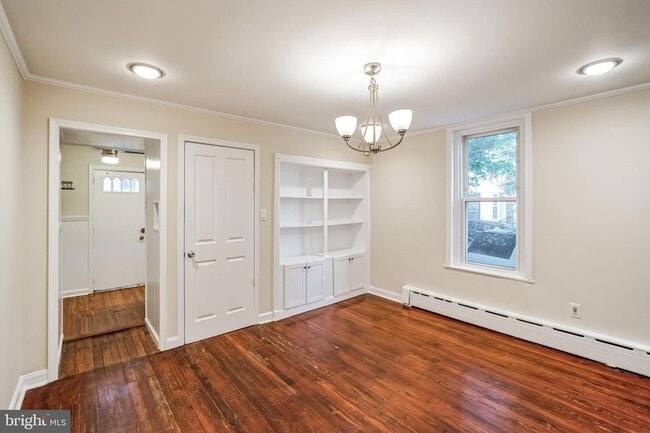 Building Photo - 455 Ripka St