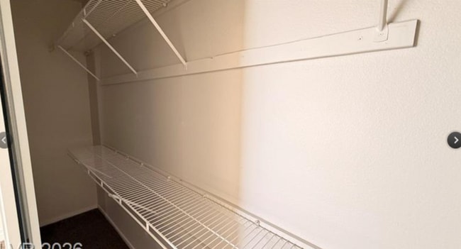 Building Photo - 75 N Valle Verde Dr