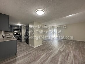 Building Photo - The Pine Ridge Apartments