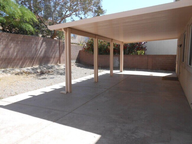 Building Photo - Beautiful 4 Bedroom Home in Summerlin