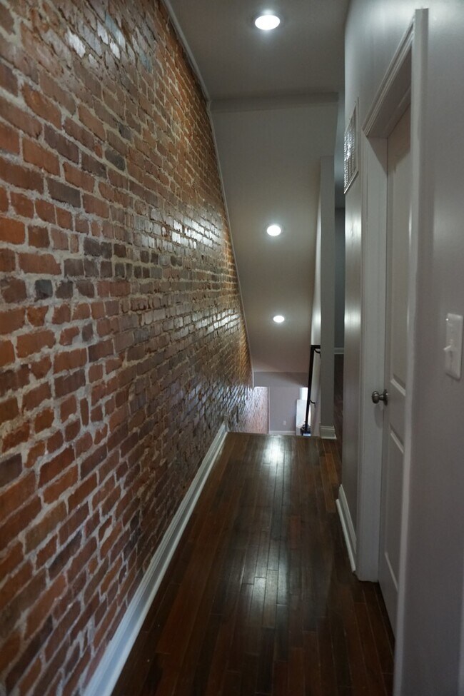 Building Photo - 3230 W Berks St