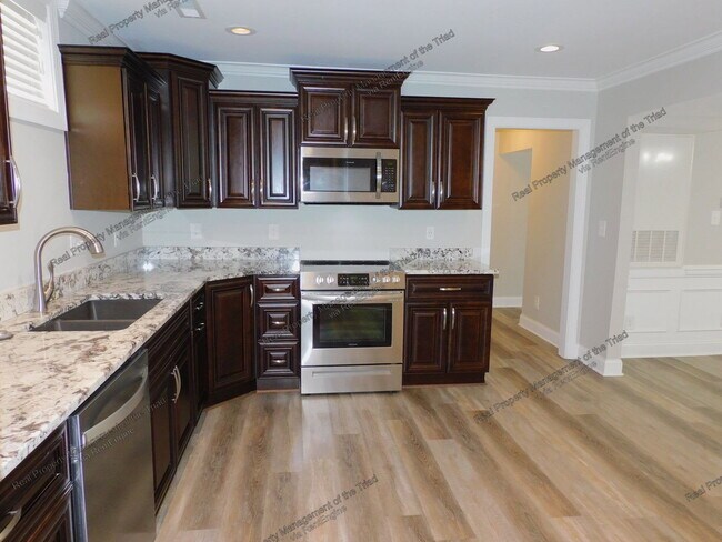 Building Photo - 507 Arrowhead Dr
