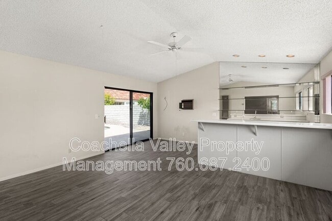 Building Photo - 43922 Warner Trail