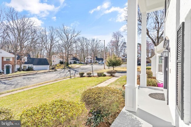 Building Photo - 9356 Birchwood Ct