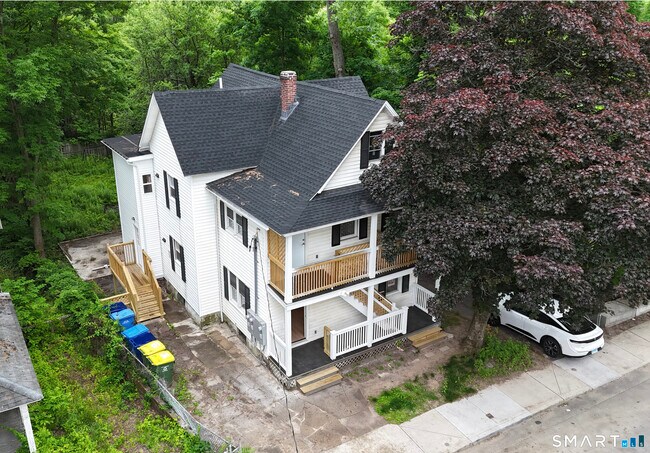 Building Photo - 1248 N Main St