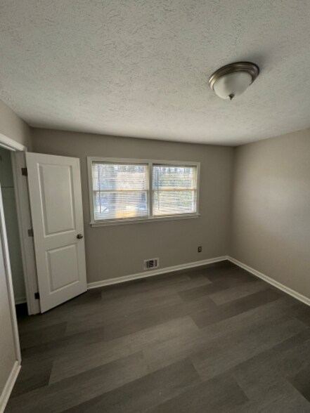 Building Photo - 2631 Callaway Rd SW