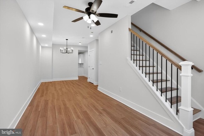 Building Photo - 344 Grove St