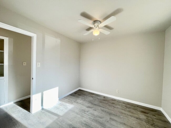 Building Photo - 3 Bedroom/ 1 Bathroom Rancher Close To Fort Carson