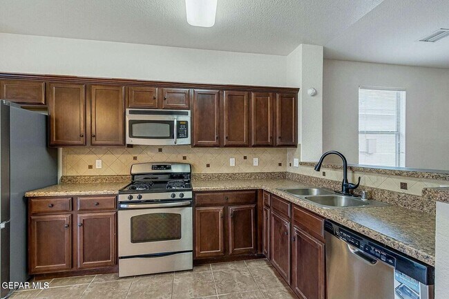 Building Photo - 14269 Rattler Point Dr