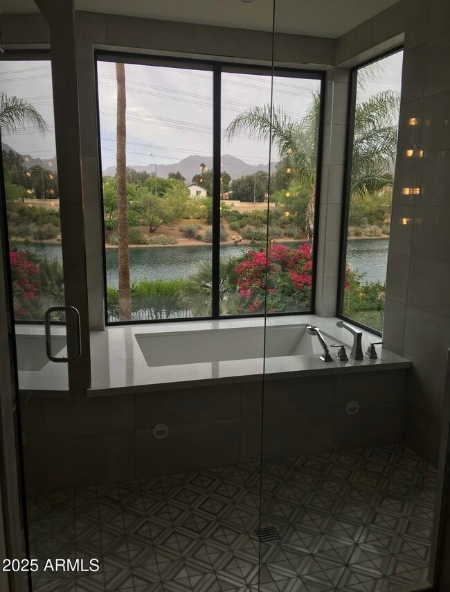 Building Photo - 10078 E Cochise Dr