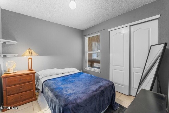 Building Photo - 2297 Lisa Sherr St