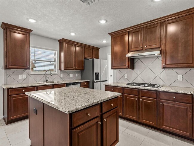 Building Photo - 3320 Pedregal Rd