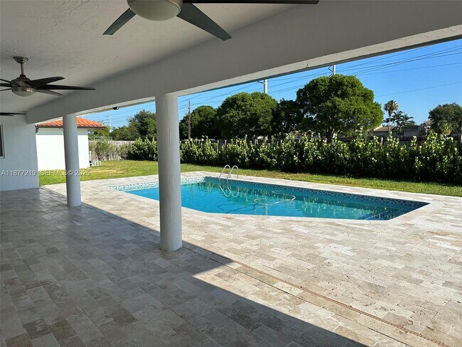 Building Photo - 9203 SW 136th Terrace