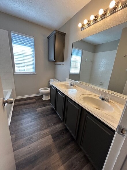 Building Photo - 4729 Waterway Dr N