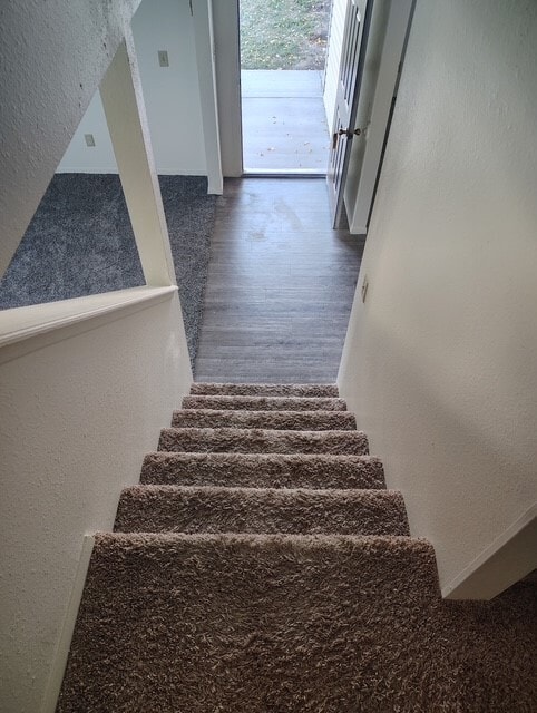 Building Photo - 2616 19th Ave W