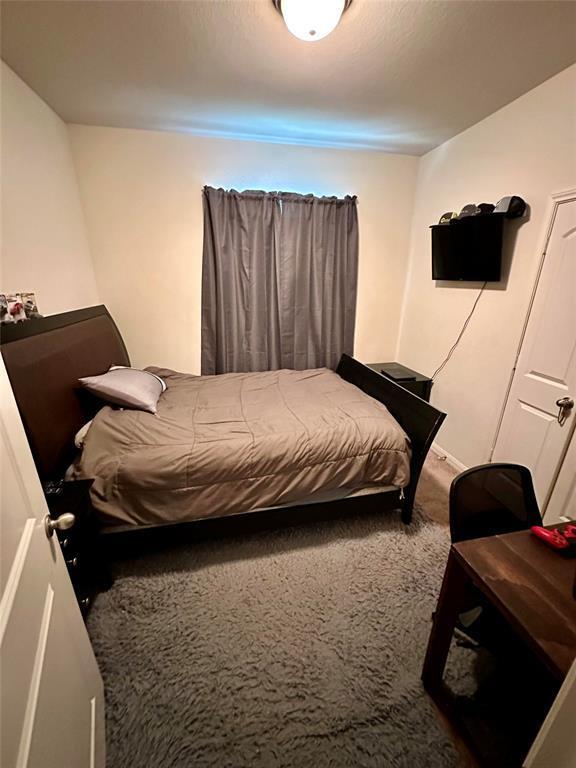 Building Photo - 19600 Per Lange Pass