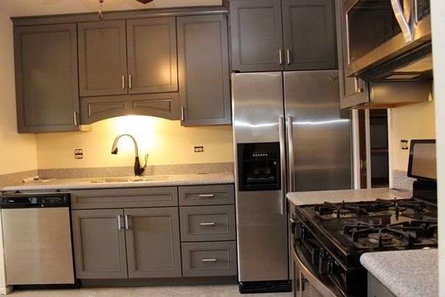 Building Photo - 211 Blossom Ct