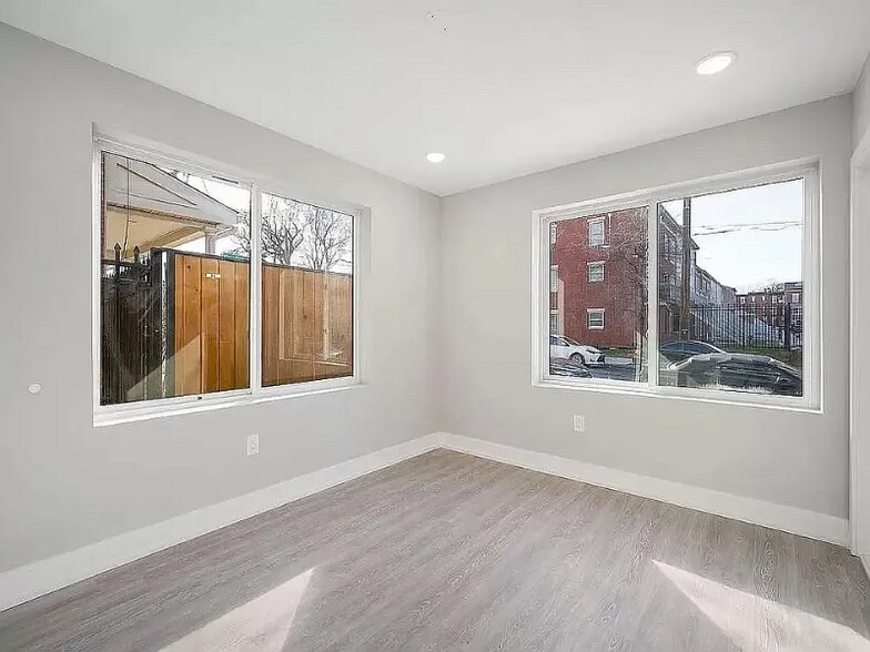 Building Photo - 649 N 35th St