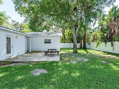 Building Photo - Beautiful Virginia Park Home | Huge Backyard + Pet Friendly