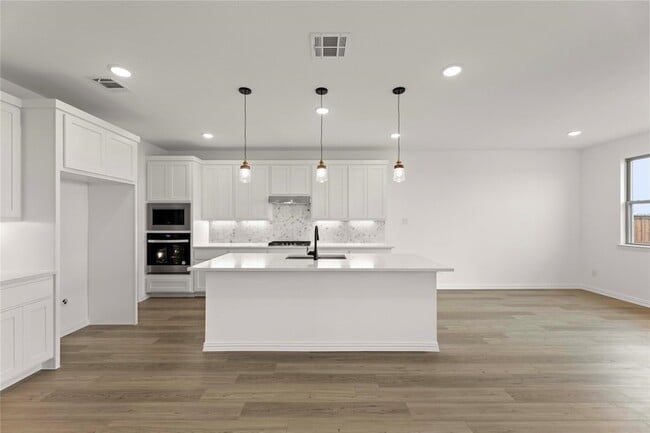 Building Photo - 1422 Greenbelt Dr