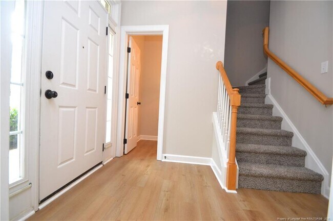Building Photo - 1507 Poets Glade Dr