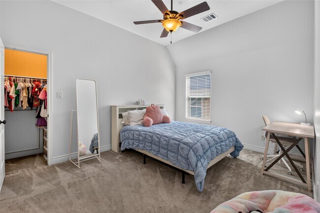Building Photo - 164 Deerfield Meadow Dr