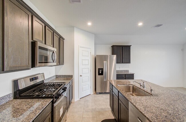 Building Photo - 7527 Cynomys Ct